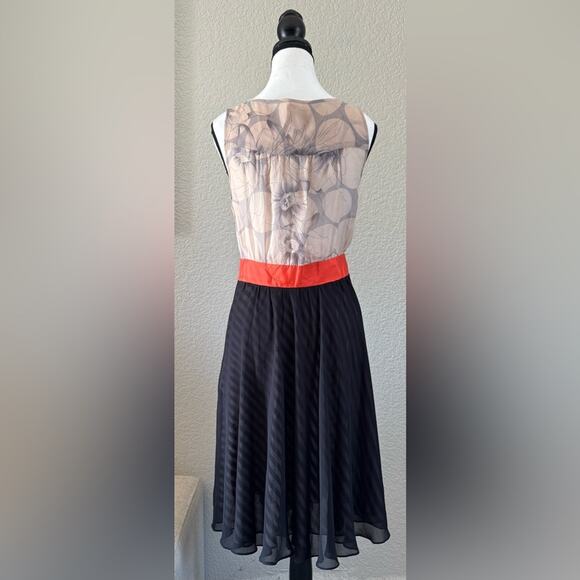 Maeve Anthropologie 100% Silk Dress | Size 4 - Picture 6 of 8